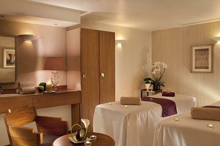 The spa at Auberge du Jeu de Paume, around Paris, France