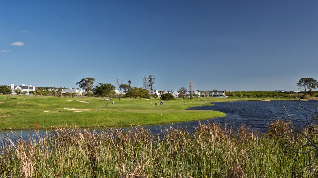 De Zalze Golf Club, Stellenbosch, Western Cape, South Africa. Golf Planet Holidays