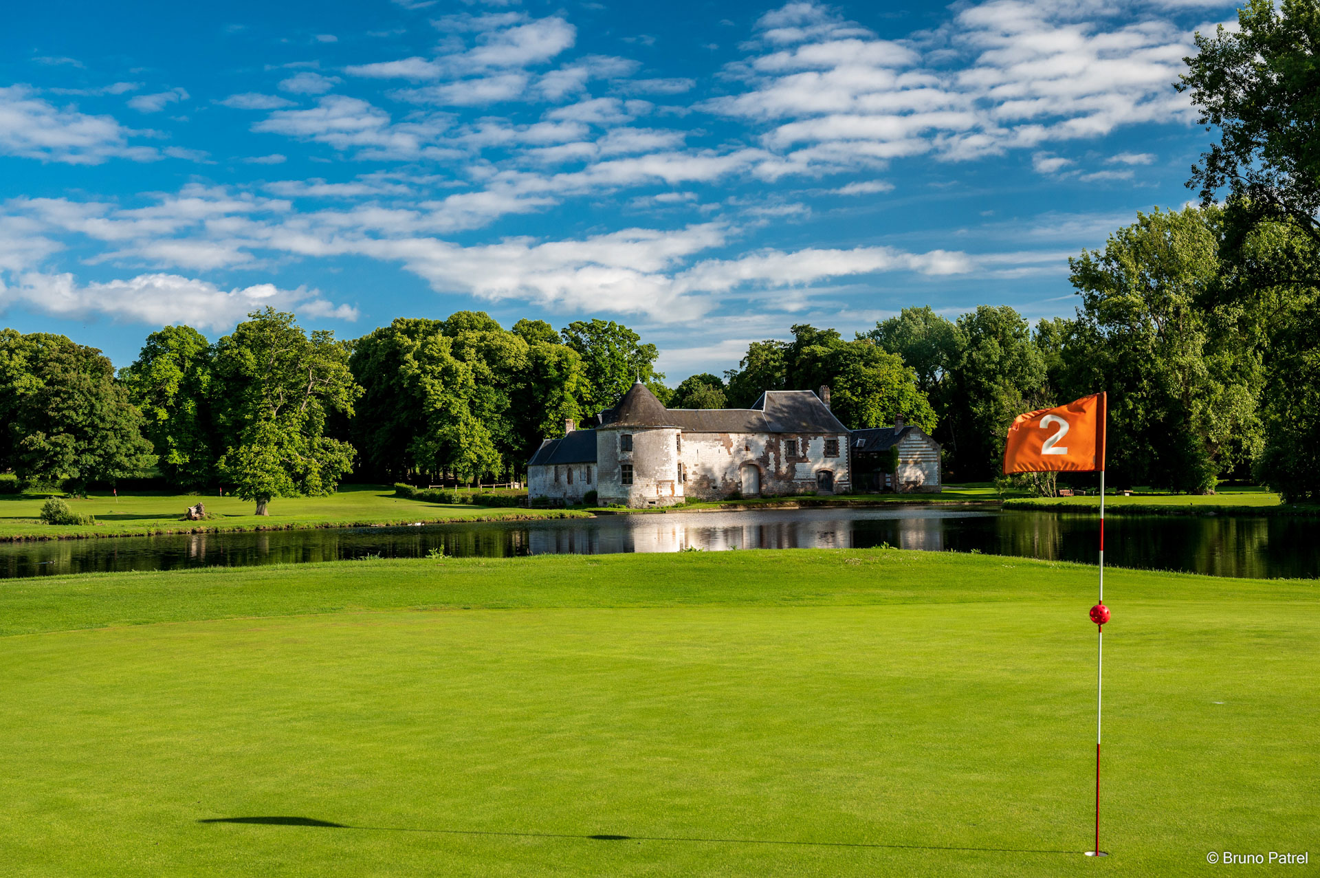 The second hole on Les Cygnes at Nampont Saint Martin golf club in Northern France. Golf Planet Holidays