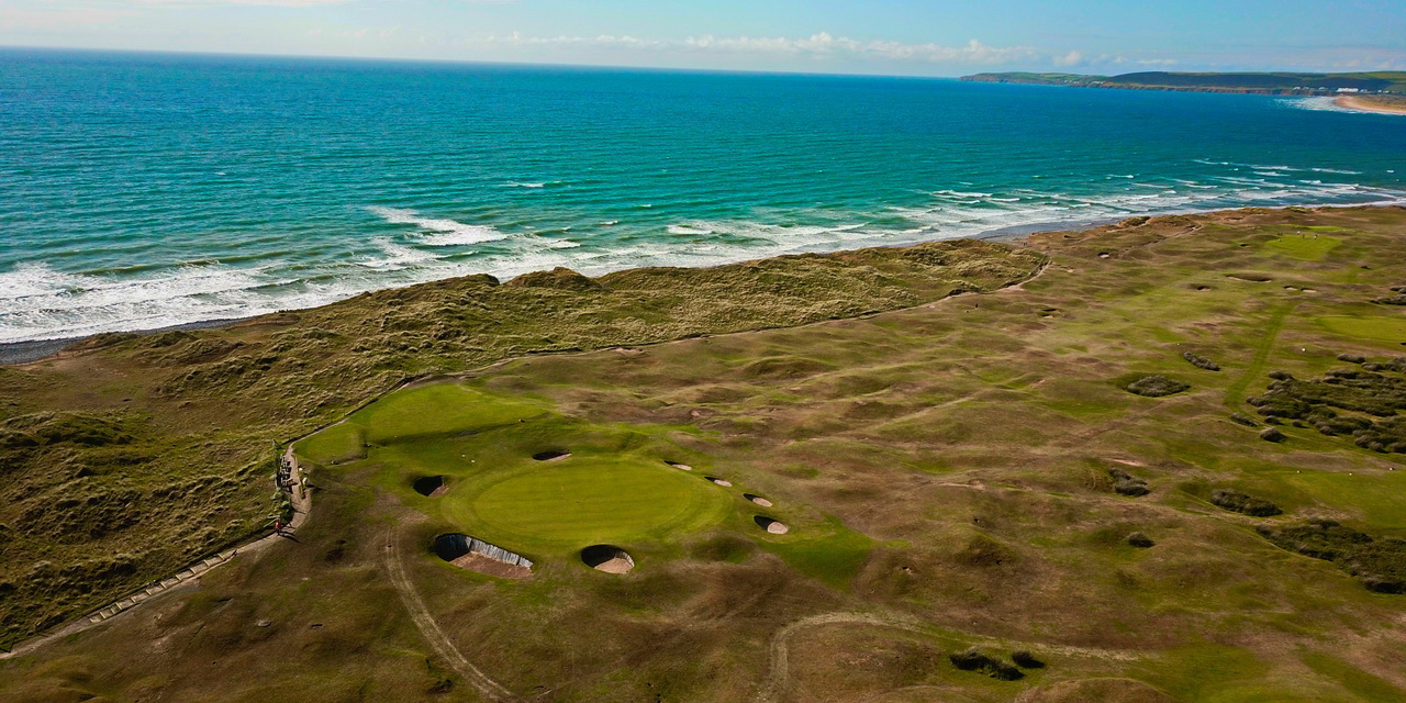 Bird's eye view of a challenging green at Royal North Devon Golf Club, United Kingdom