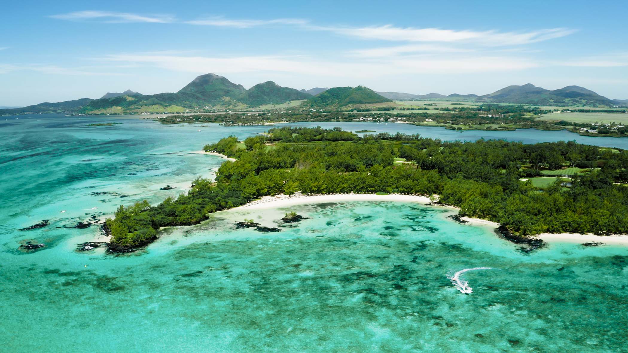 The Bay Club at Anahita ***** — photo 17